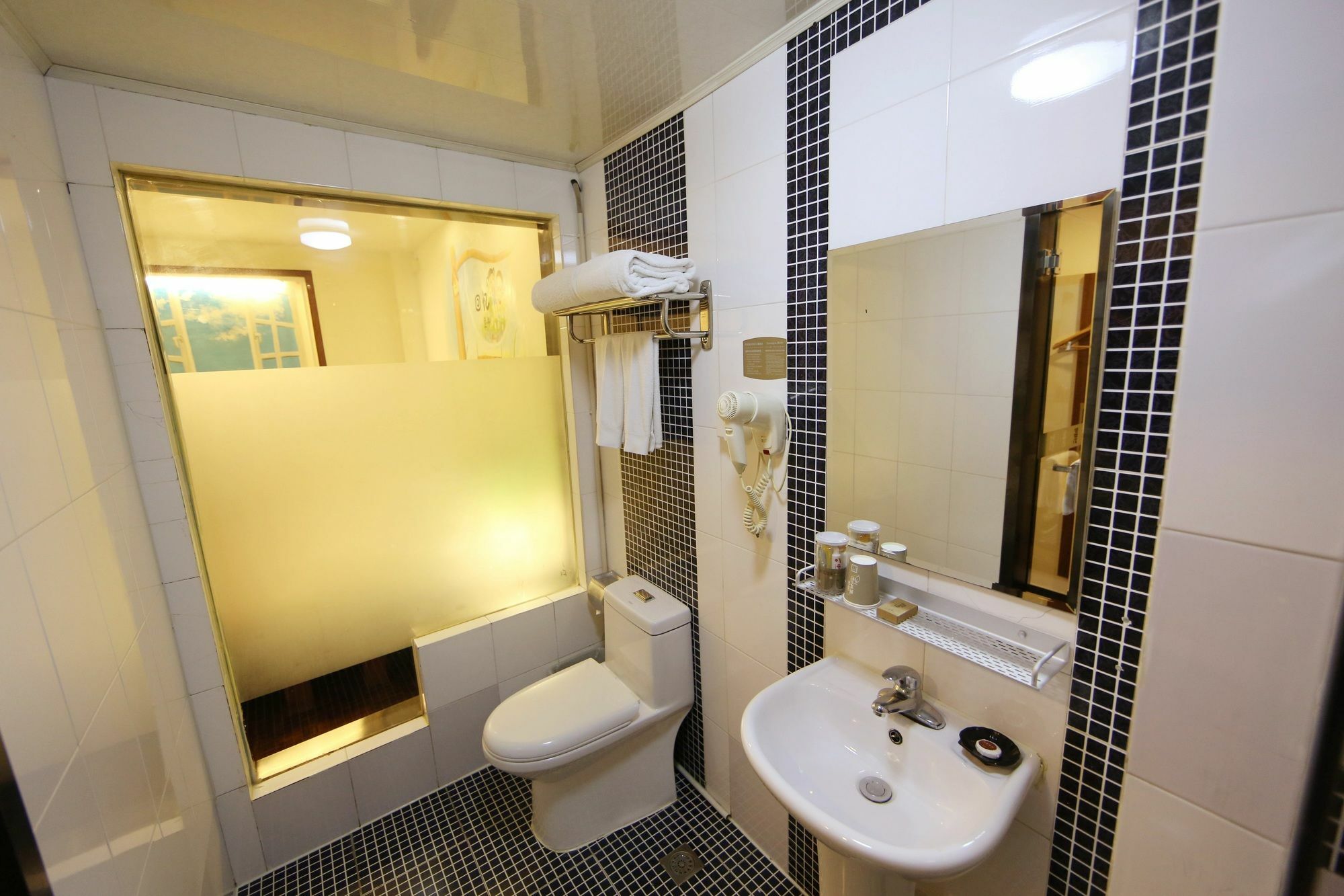 Nostalgia Hotel Beijing- Xidan Extérieur photo